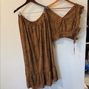 Stylish Animal Print skirt and flutter sleeve top